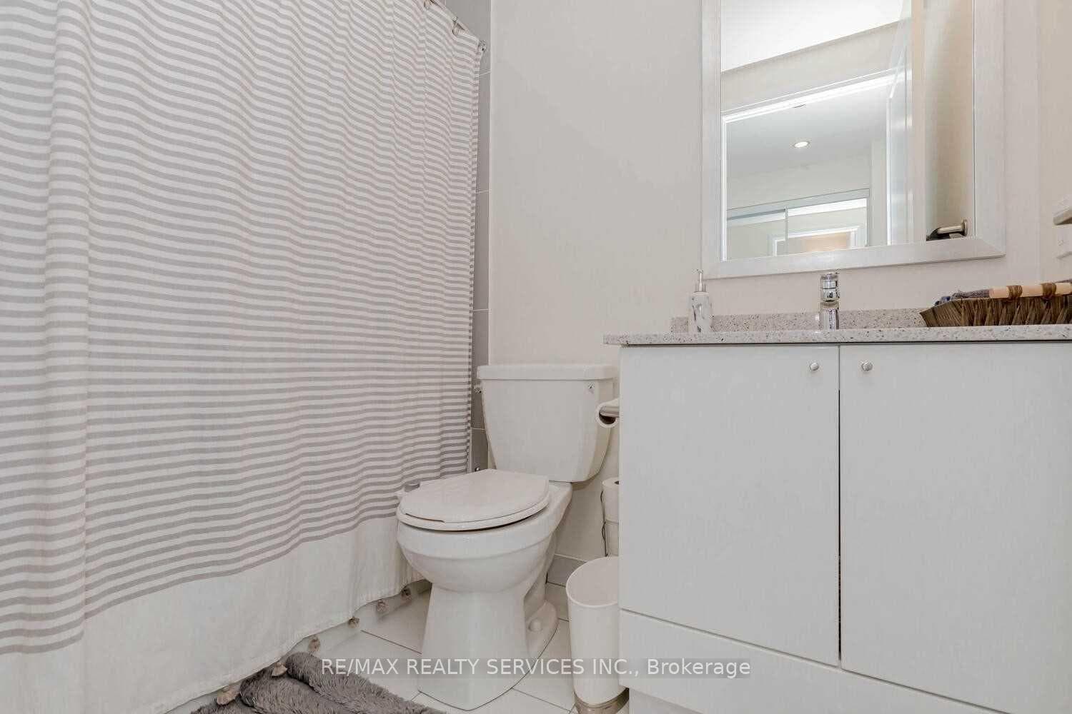 35 Watergarden Drive Unit 2517 photo 23
