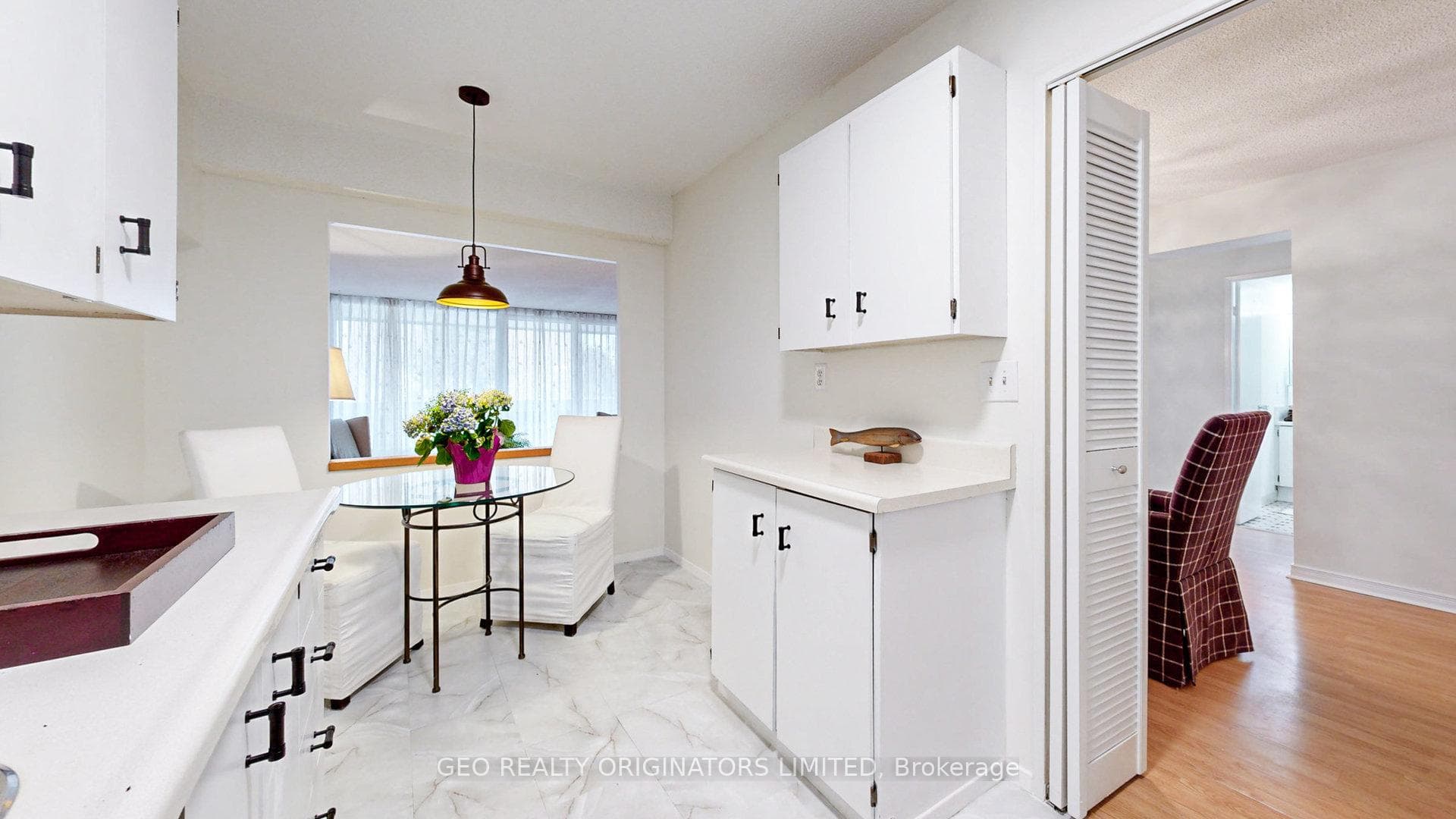 270 Scarlett Road Unit 106 photo 10
