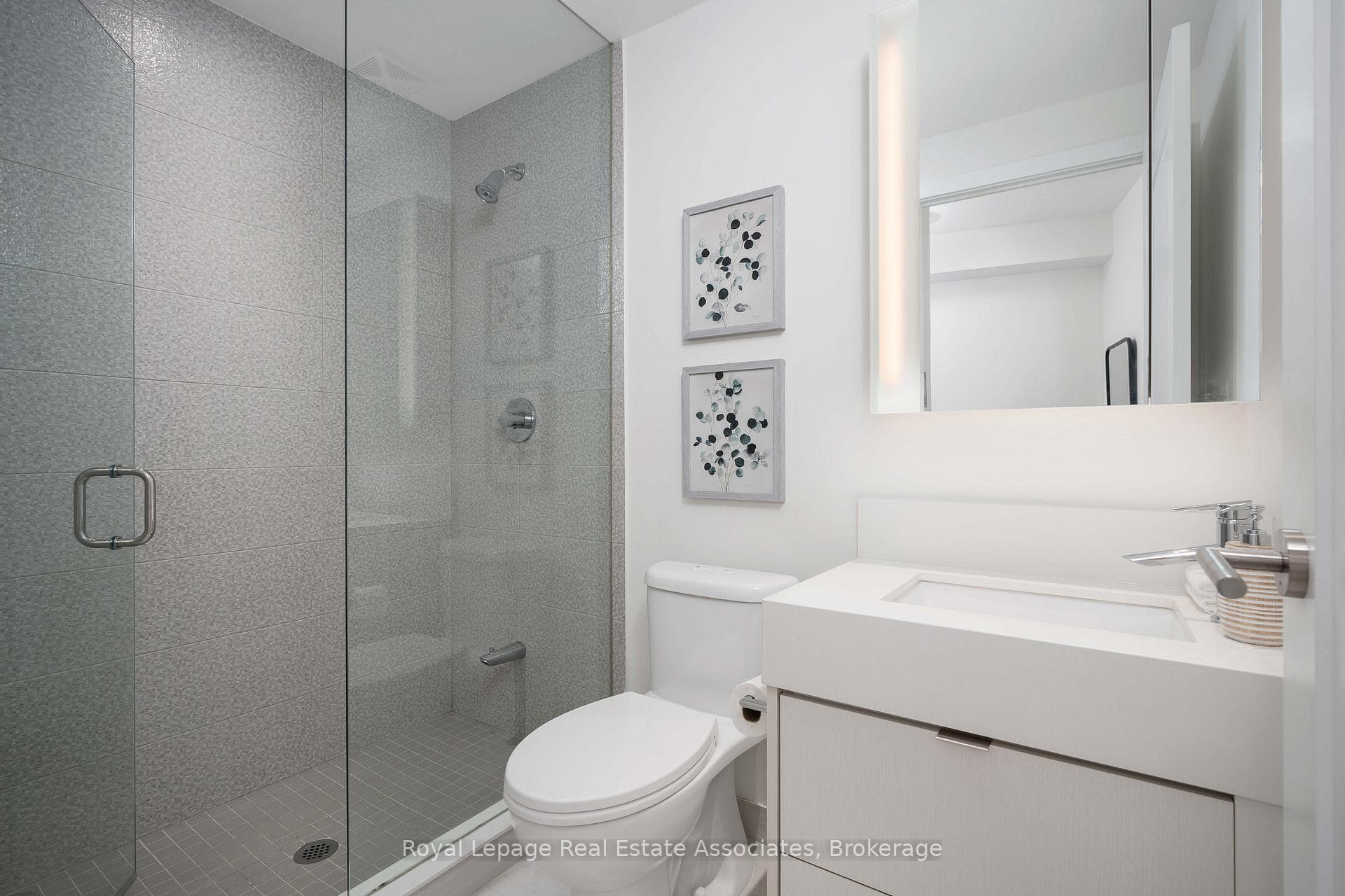 10 York Street Unit 4603 photo 27