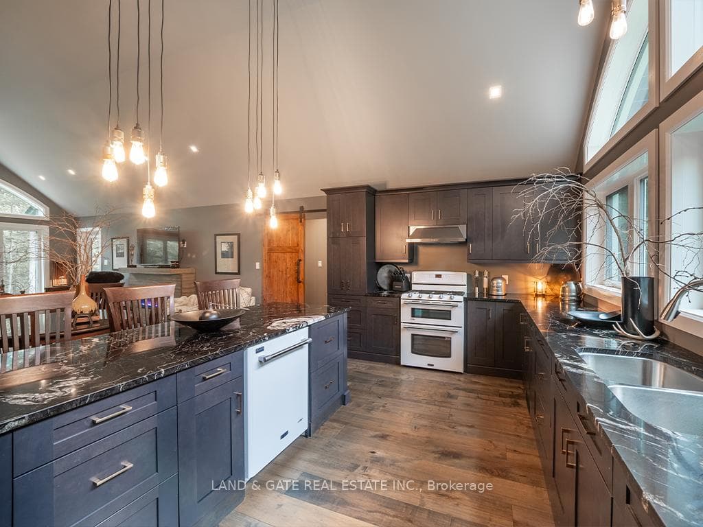 1528 South Baptiste Lake Road photo 6