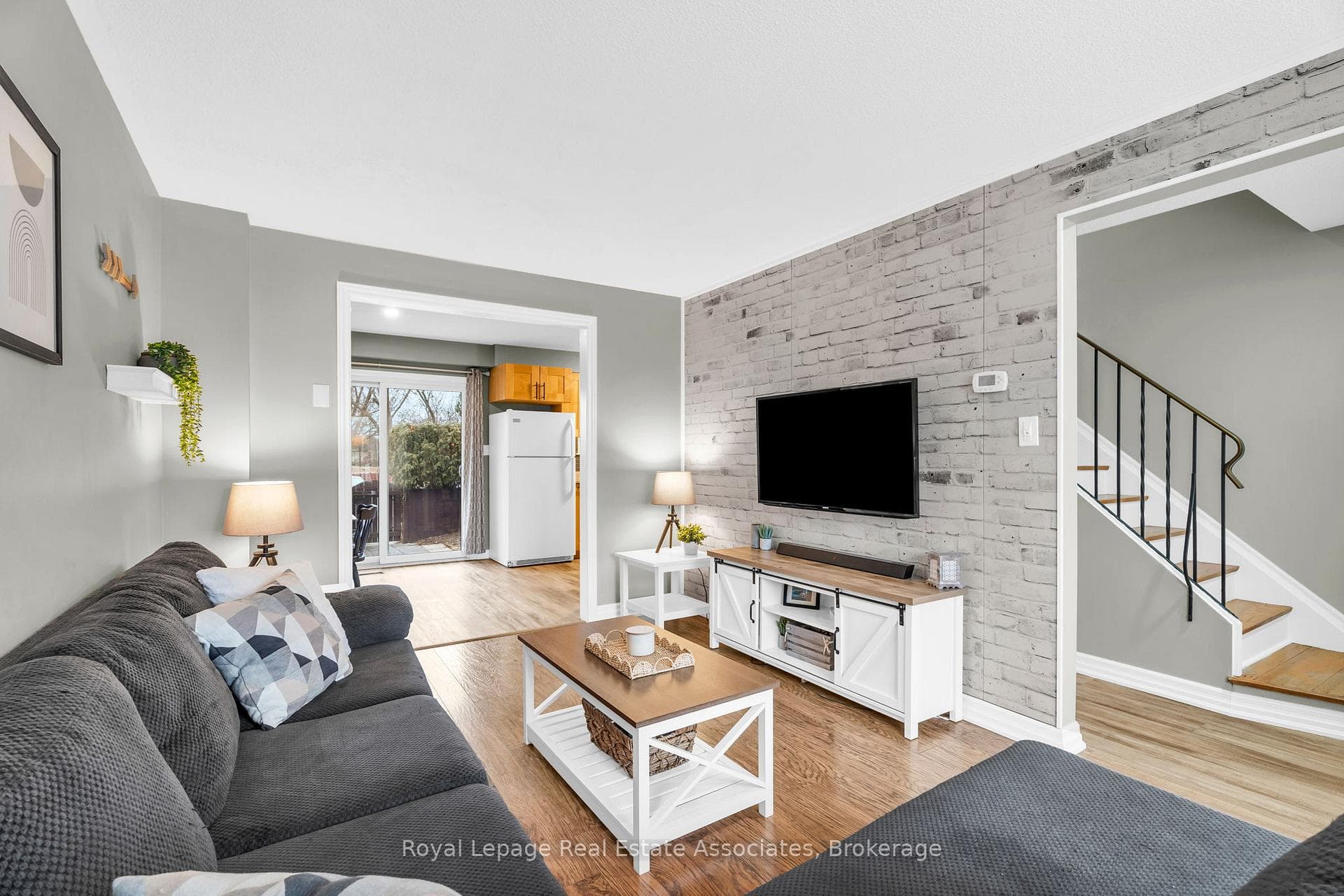 20 Mountainview Road Unit 31 photo 4