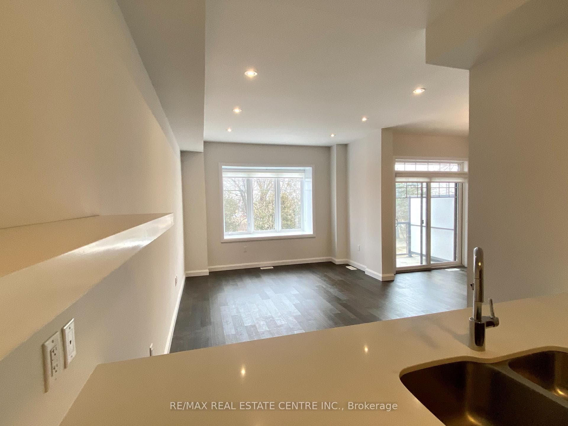 1169 Garner Road Unit 22 photo 8