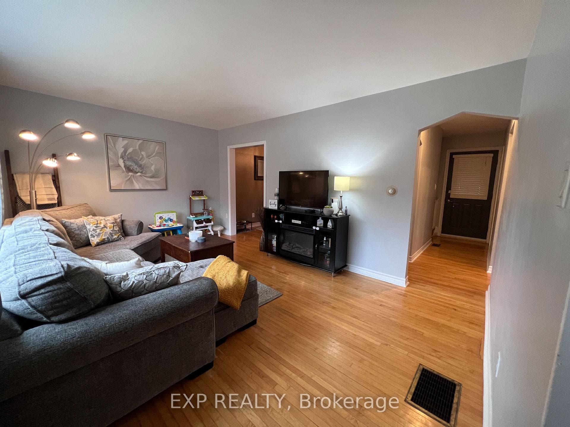 58 Stevenson Avenue photo 3