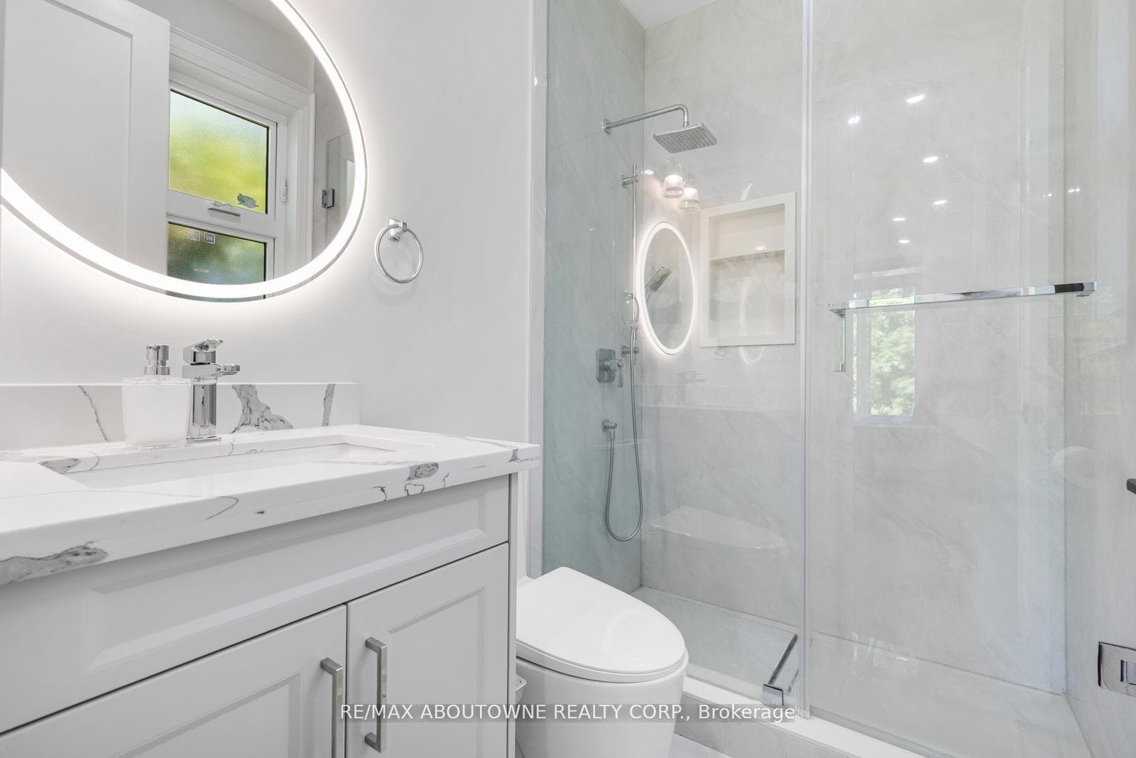 455 Samford Place photo 36