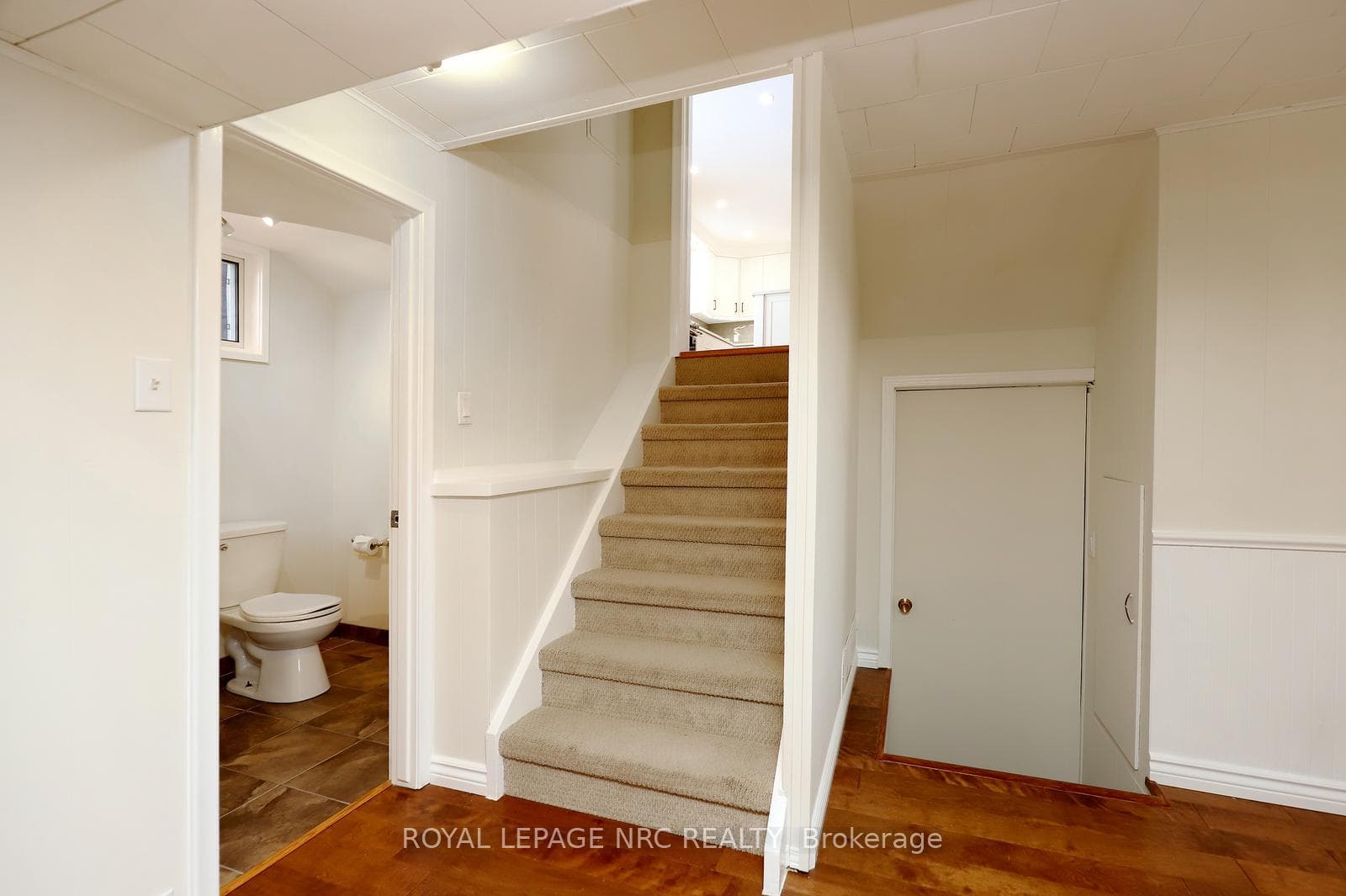 5131 Charles Street photo 25