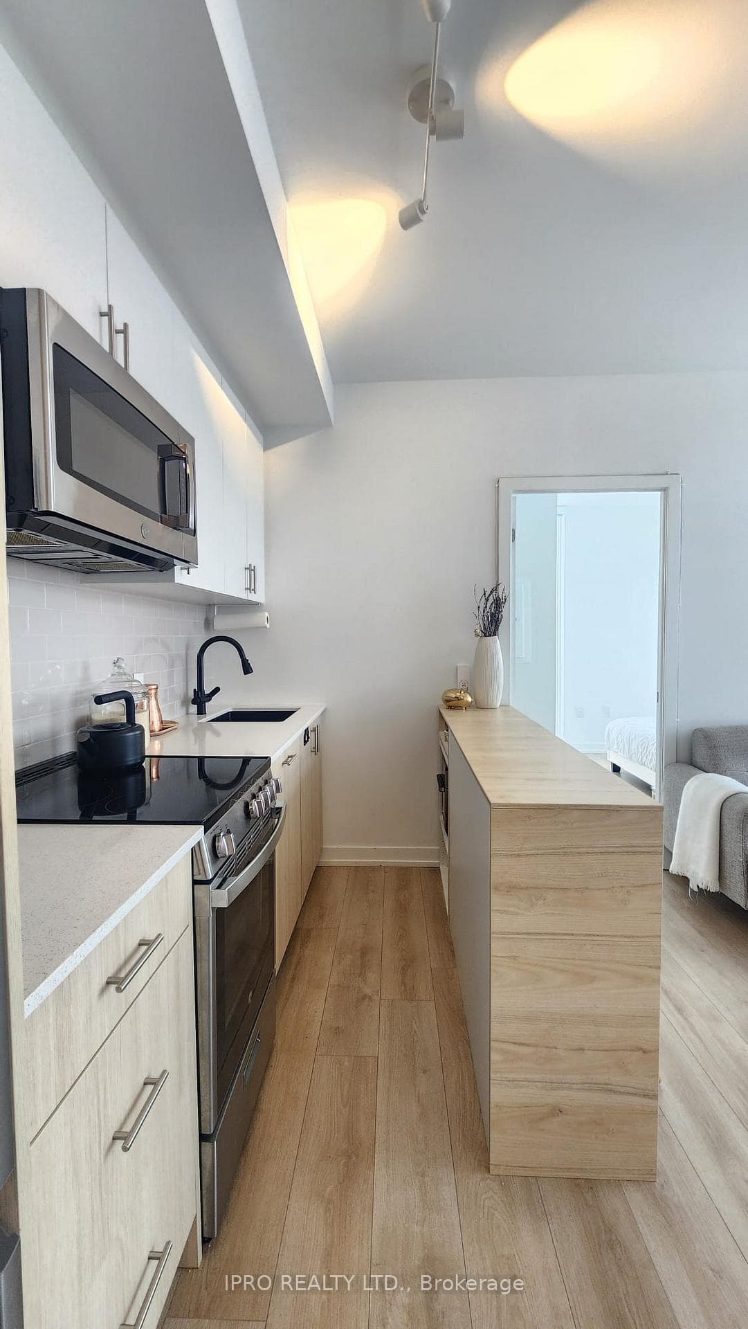 1195 The Queensway N/A Unit PH 02 photo 12