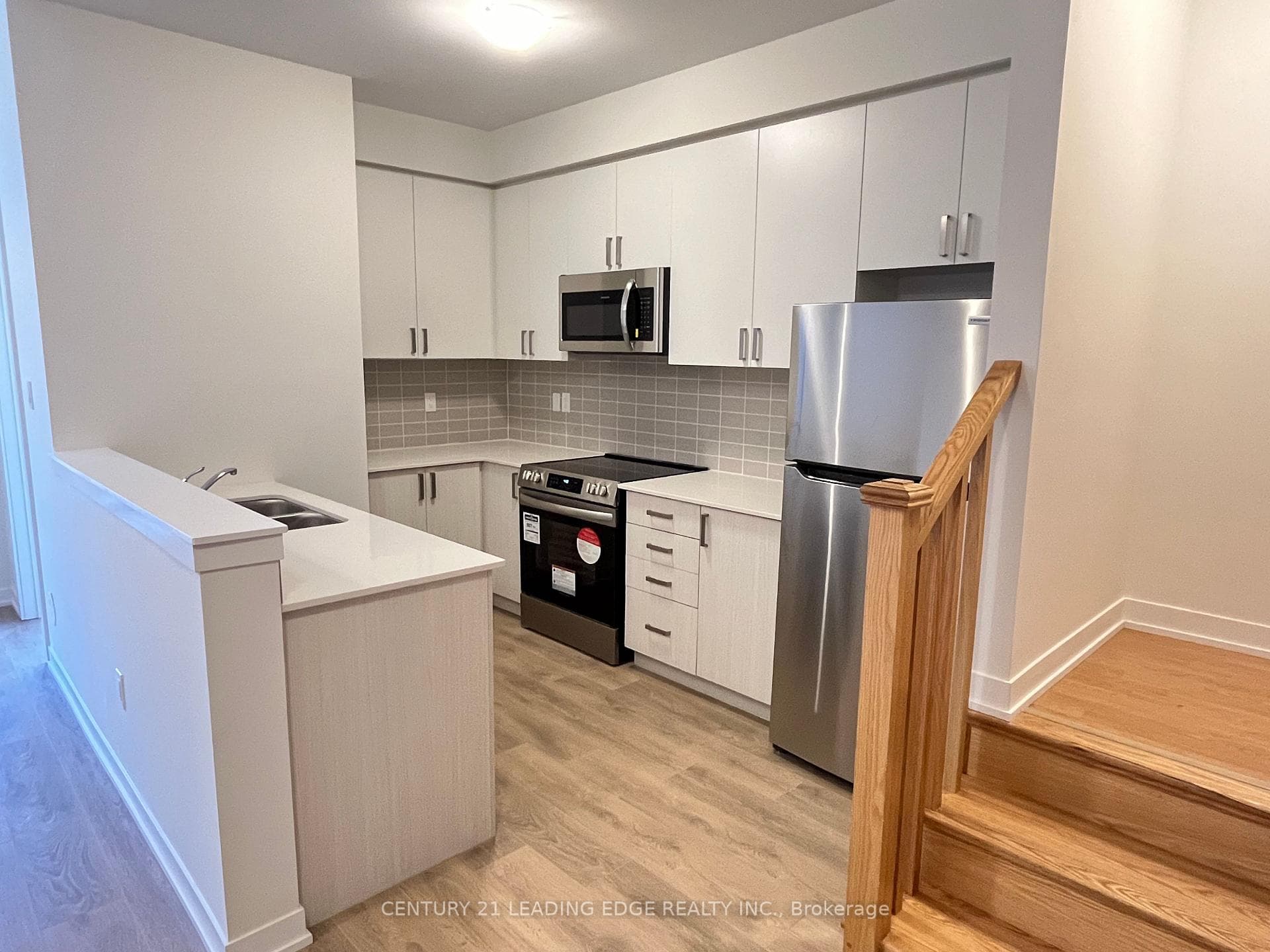 1865 Pickering Parkway Unit 1305 photo 5