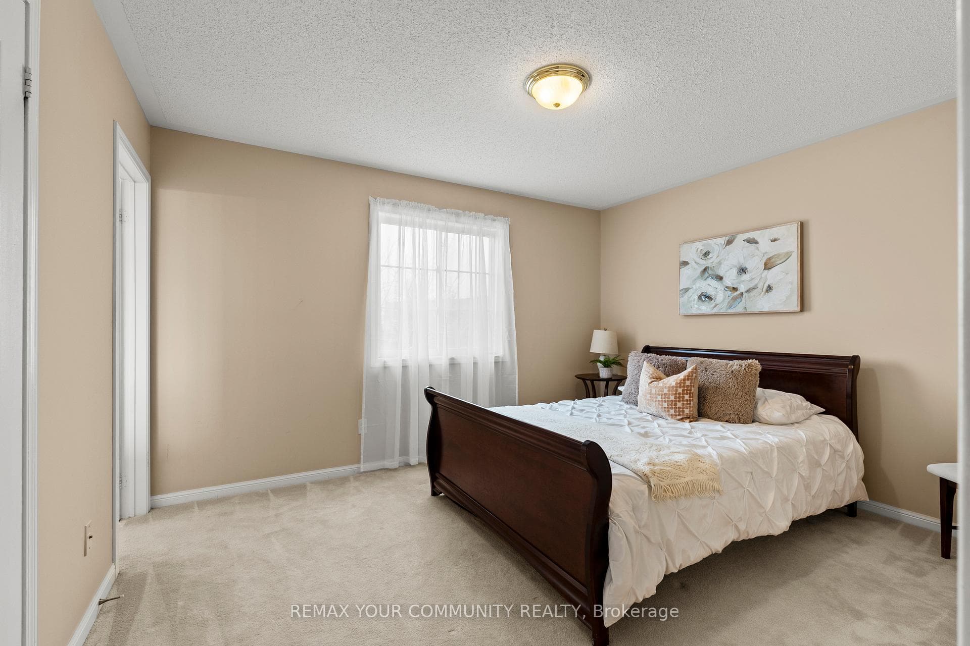 3970 Pondview Way photo 23
