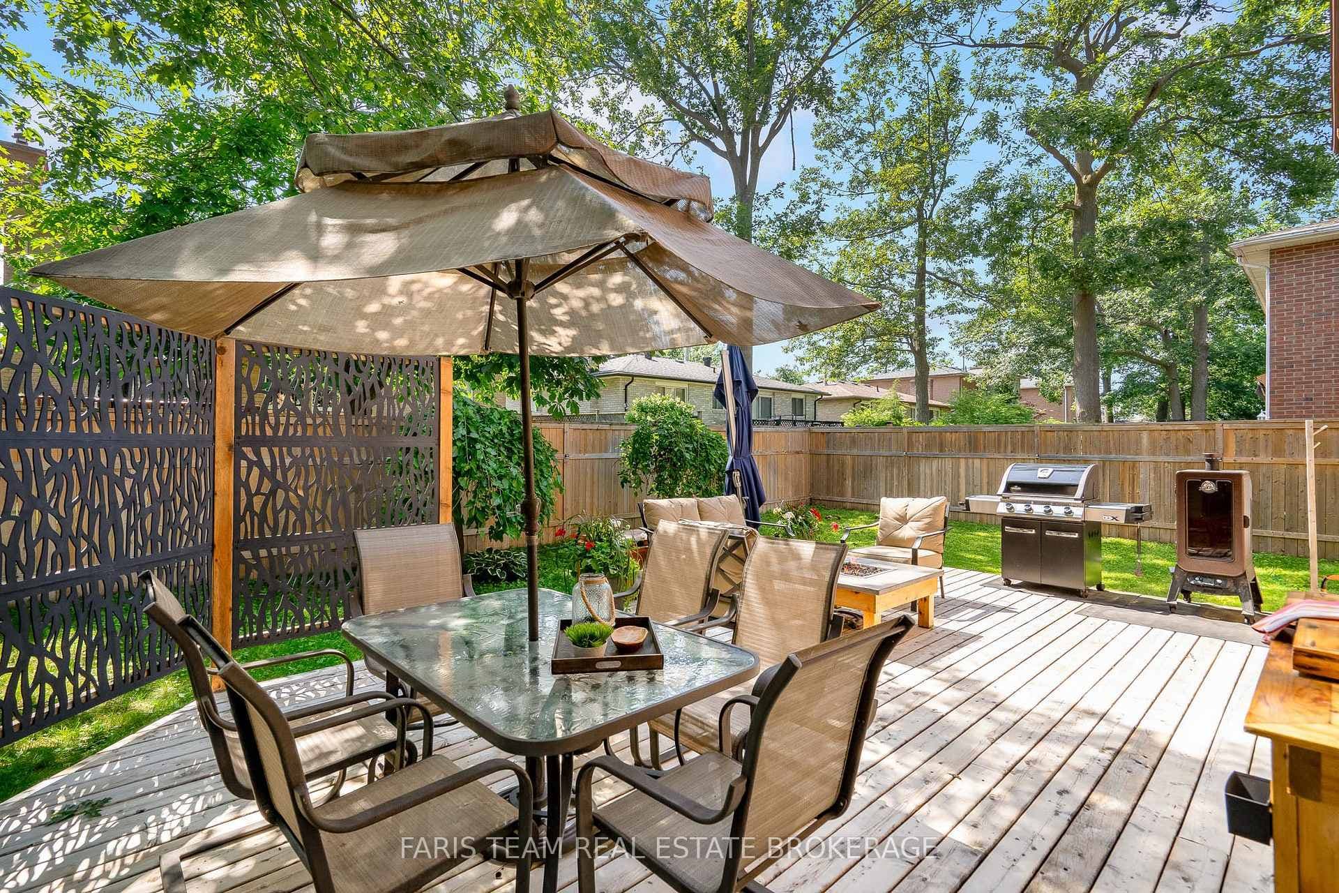 55 Oakridge Drive photo 39