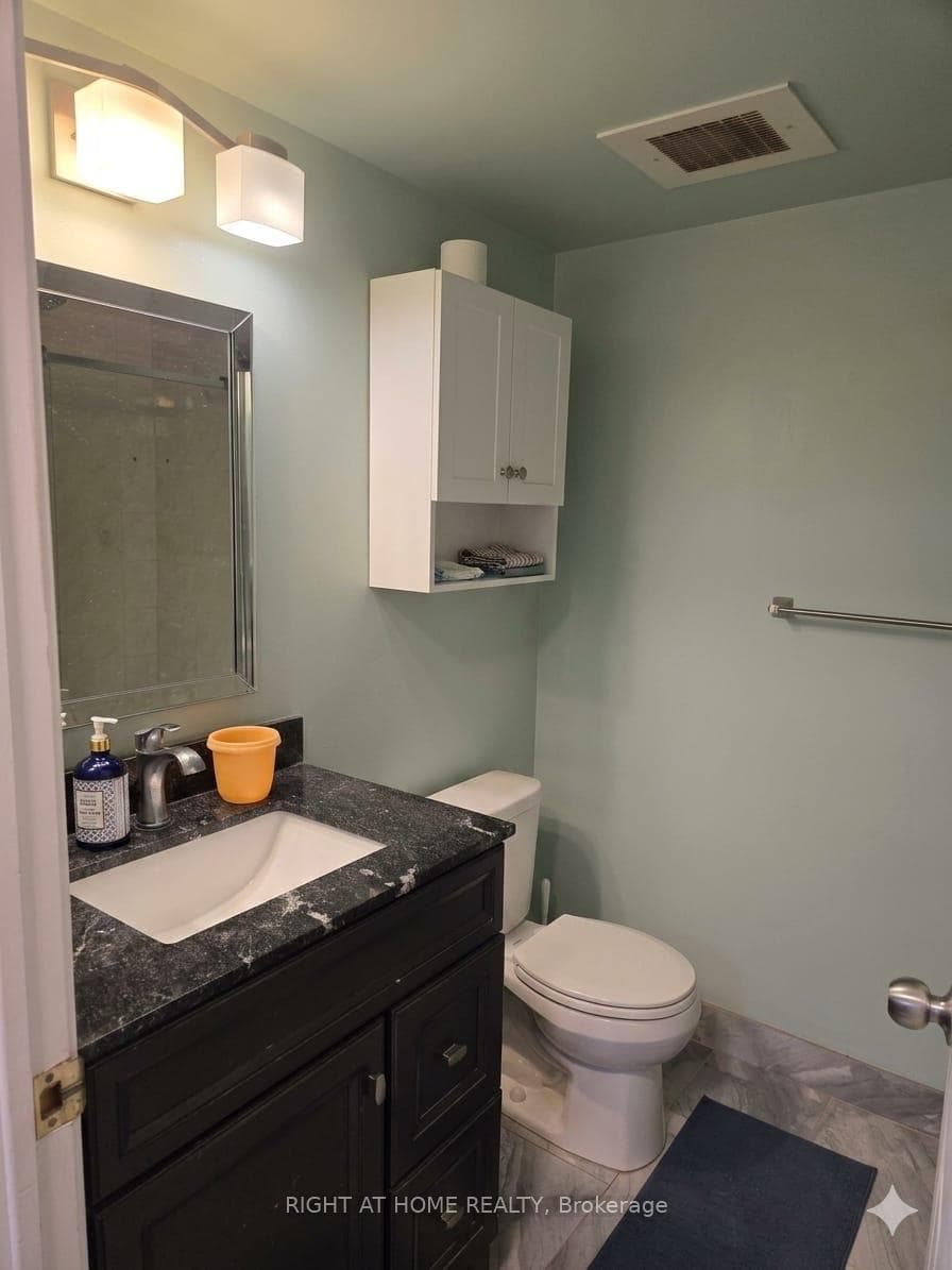 68 Corporate Drive Unit 1229 photo 19