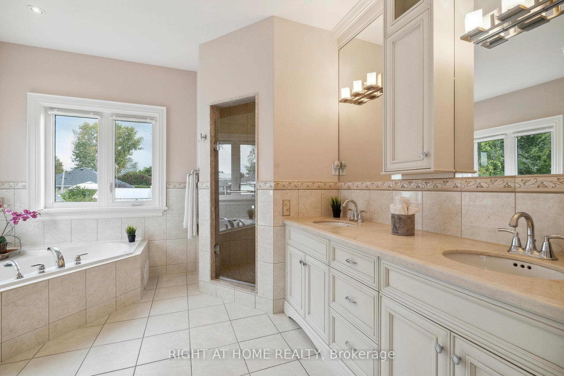 763 Third Avenue photo 23