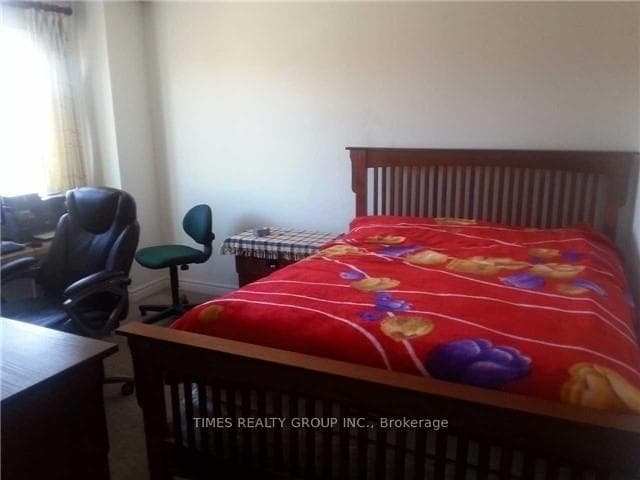 516 Pleasant Ridge Avenue photo 6