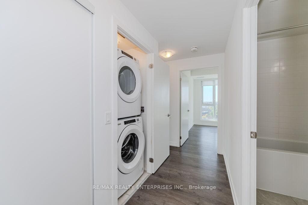 55 Duke Street Unit 1108 photo 21