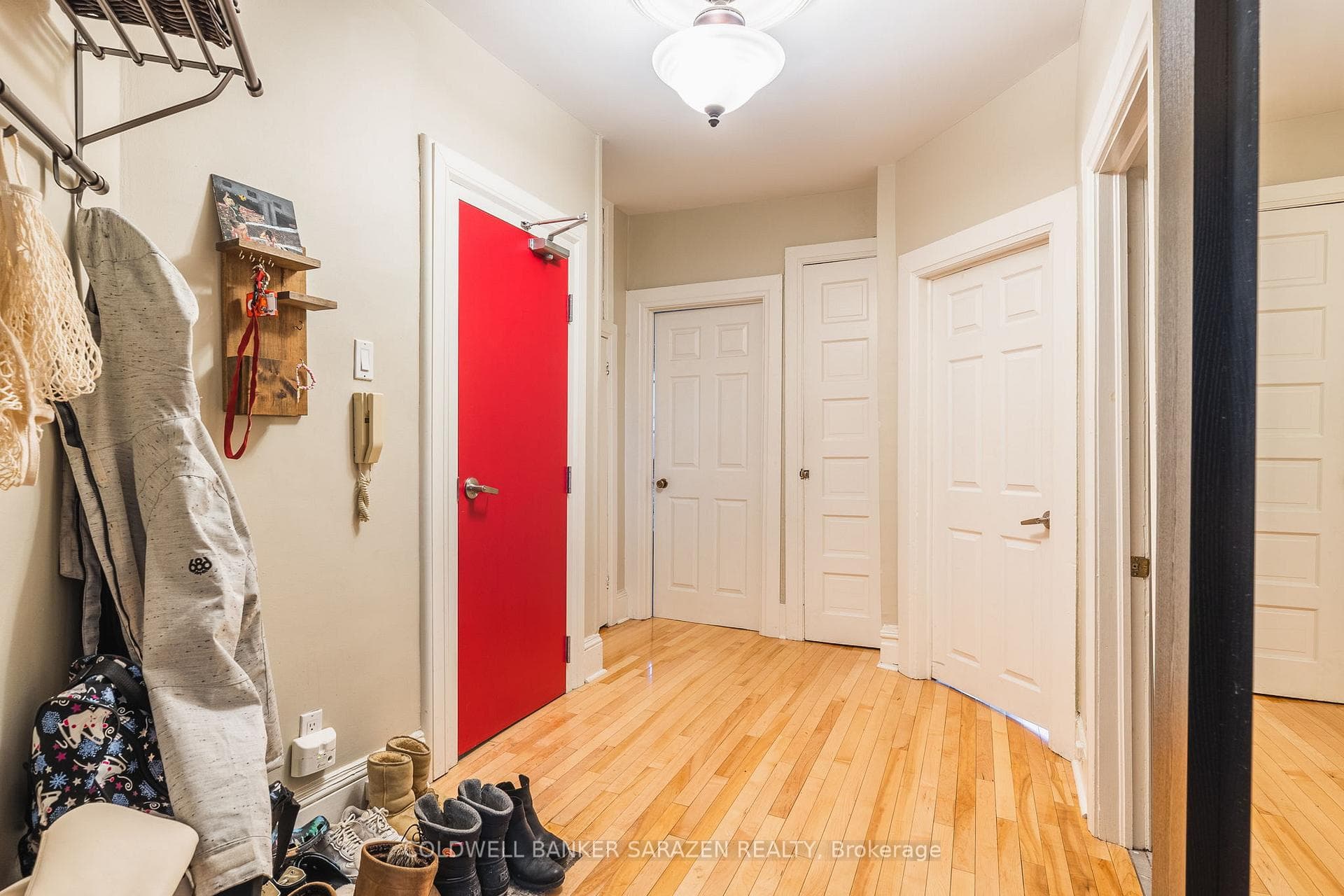 229 Charlotte Street Unit 2 photo 5