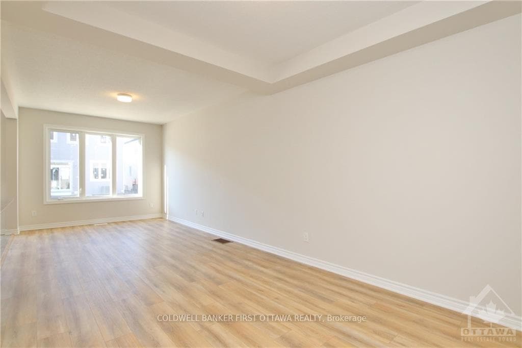236 ATIMA Circle photo 6