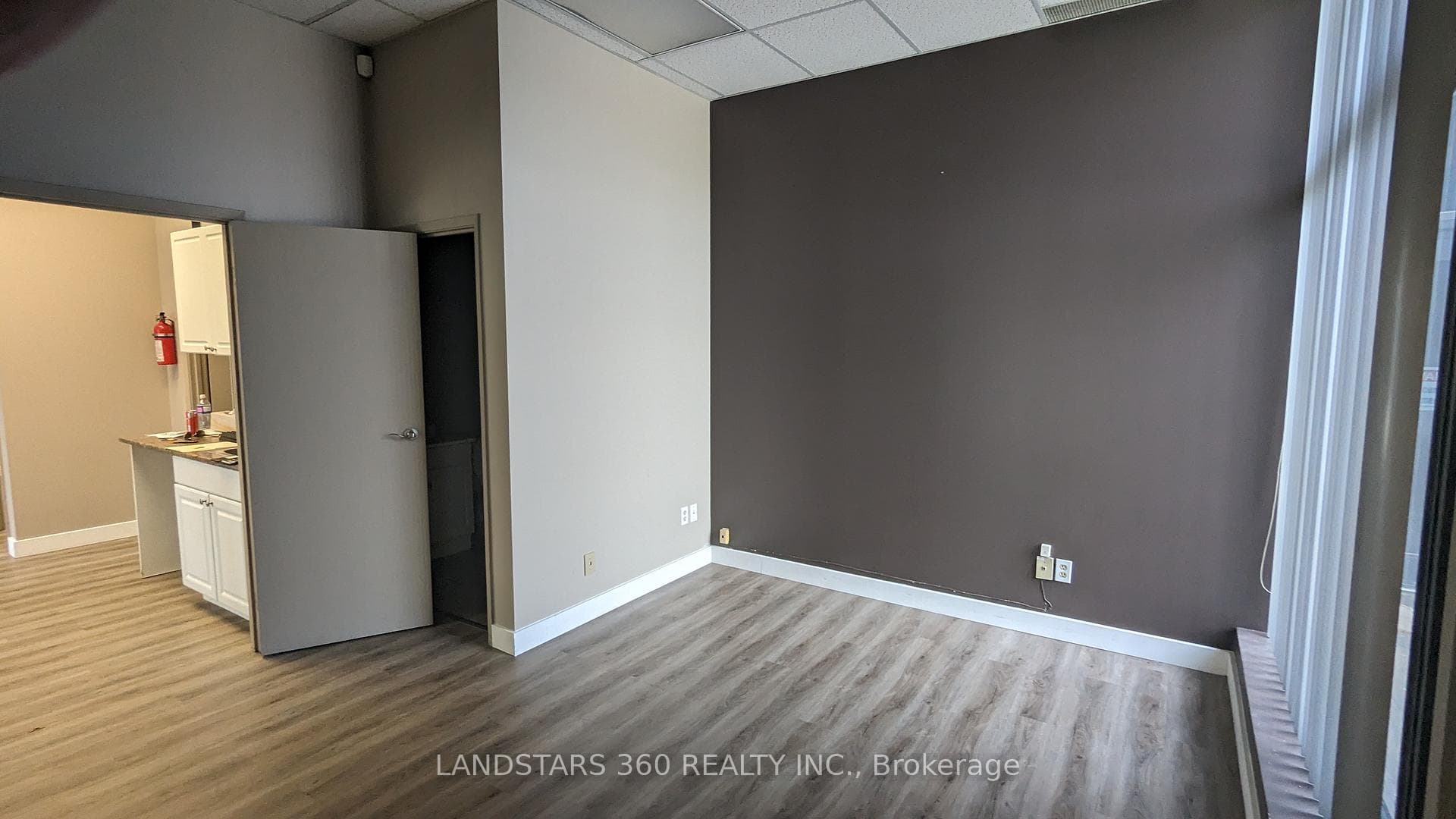 110 West Beaver Creek Road Unit 4 photo 4