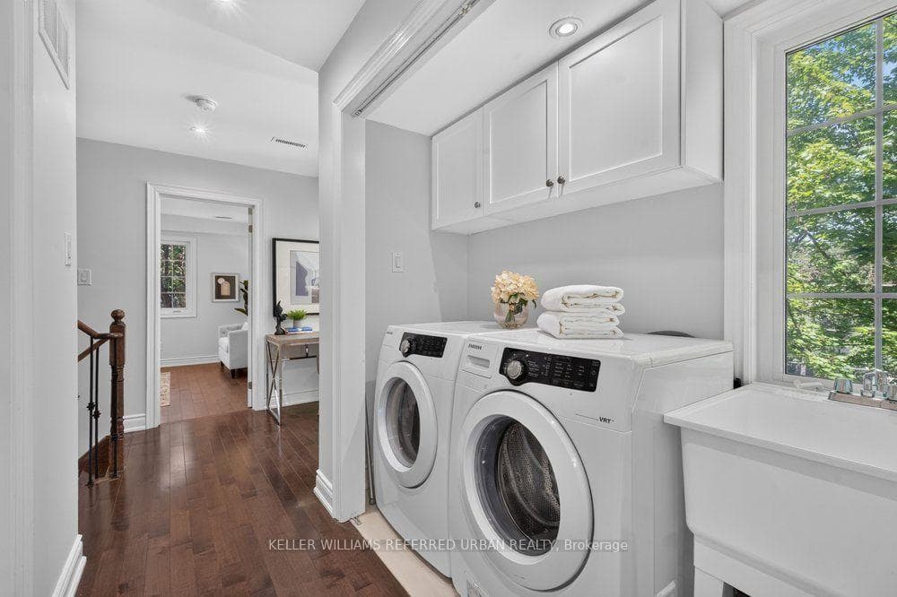 233 Finch Avenue photo 24
