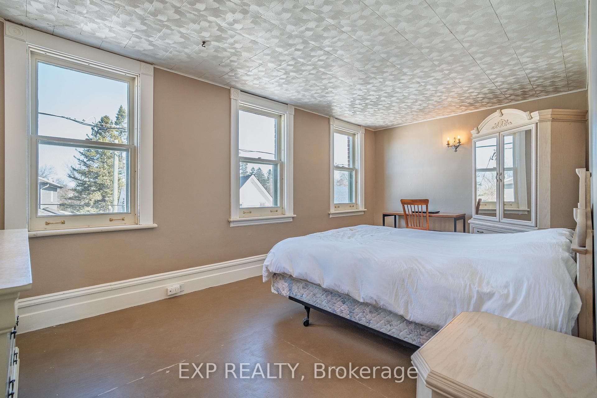 1824 FARWEL Street photo 24