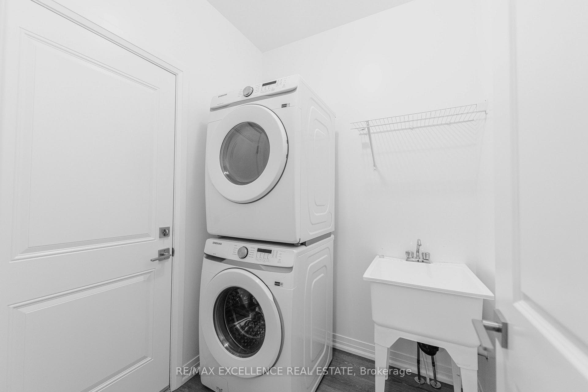 550 Grey Street Unit 2 photo 10