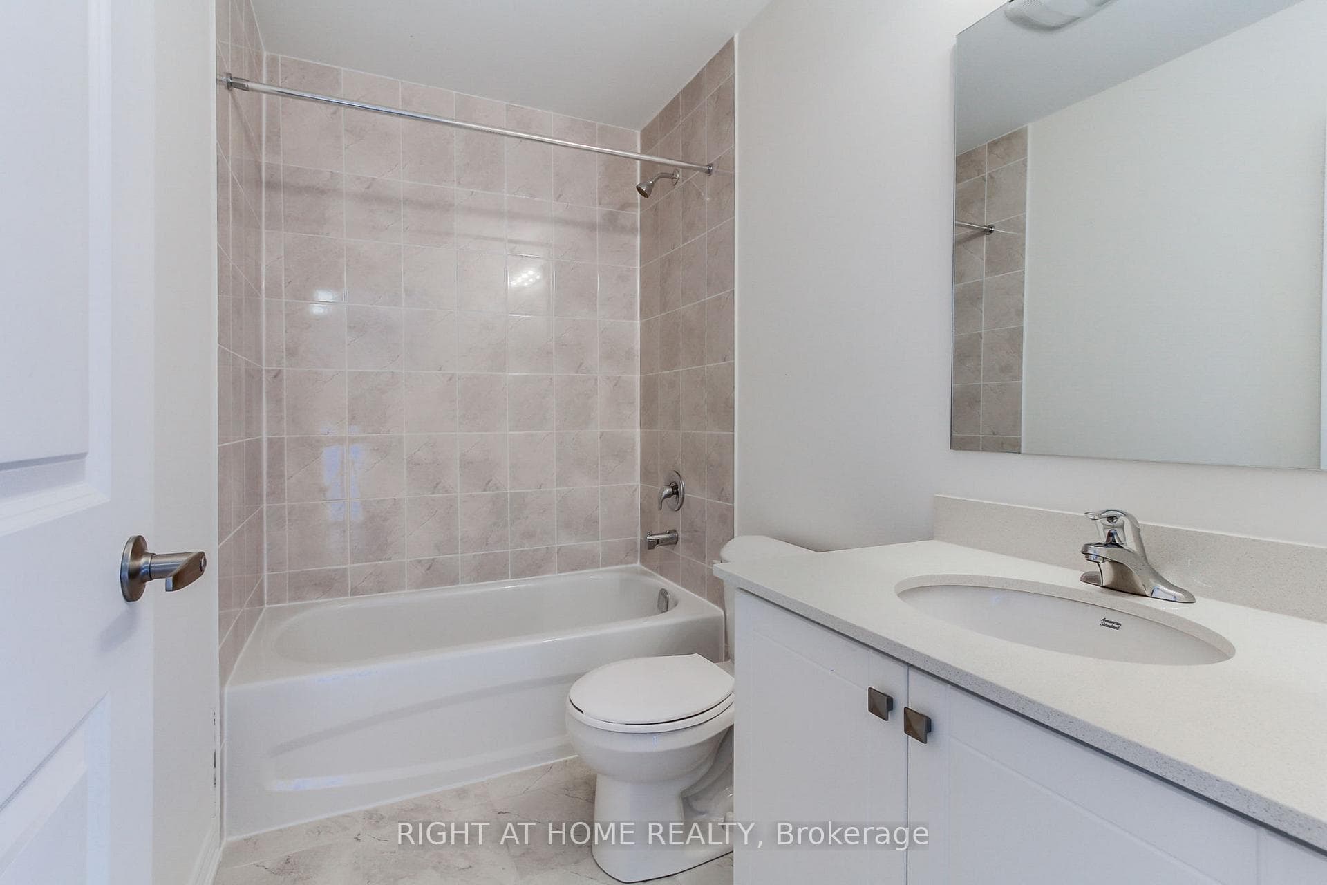 1380 Davis Loop N/A photo 21