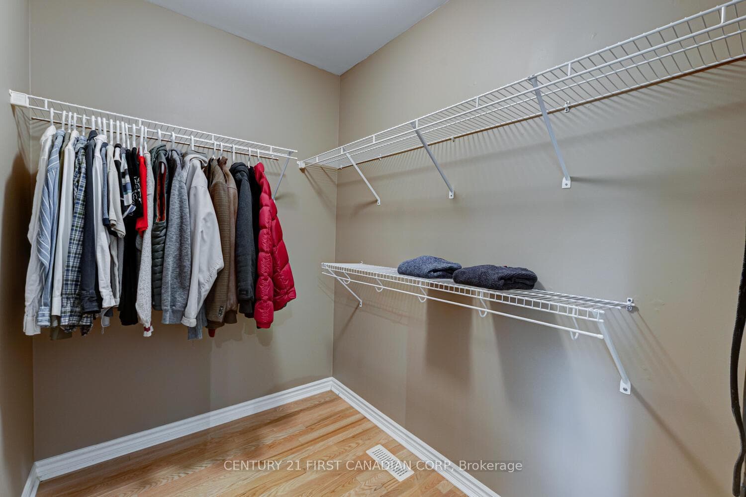 572 THISTLEWOOD Drive Unit 52 photo 22