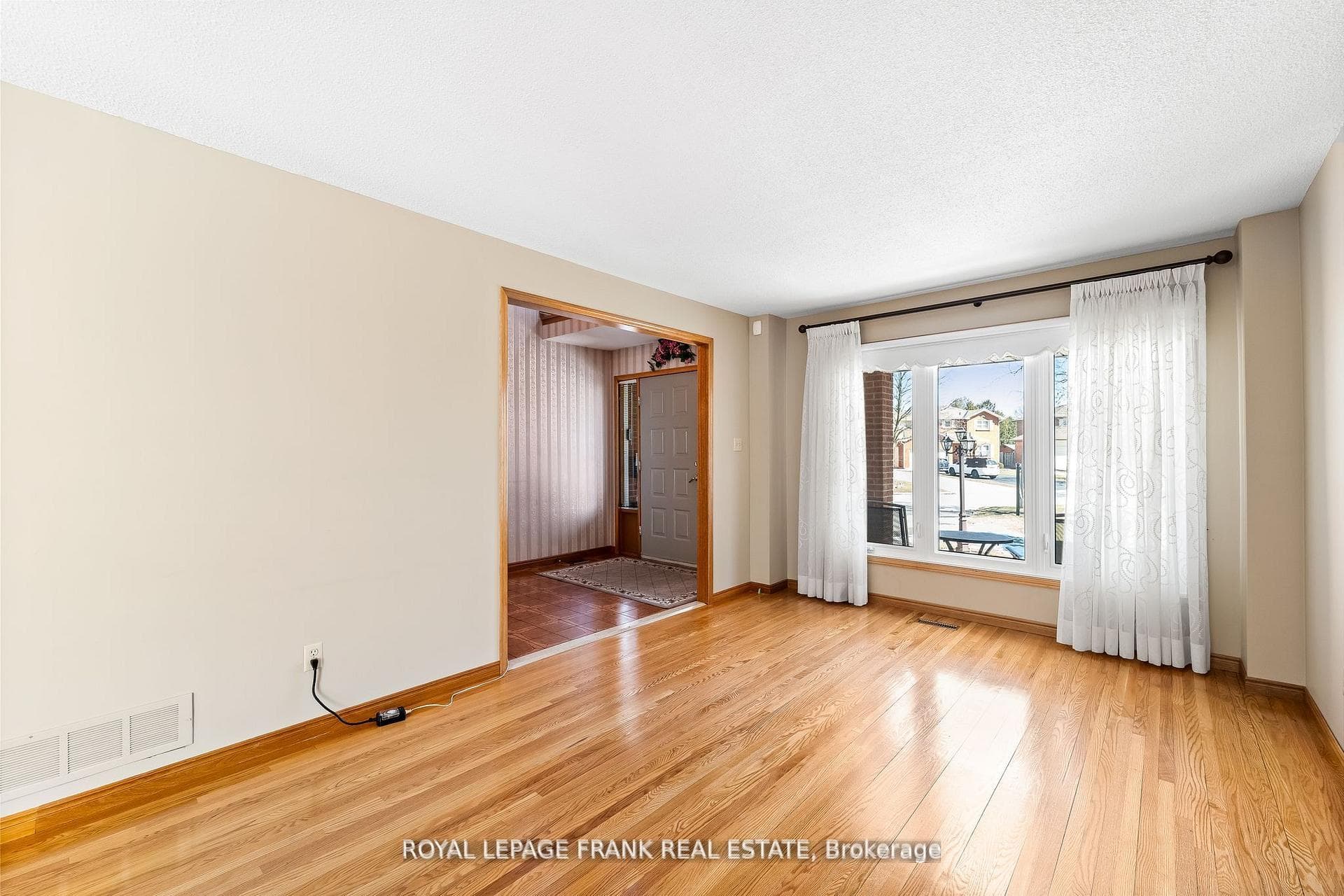 1402 Manitou Drive photo 8