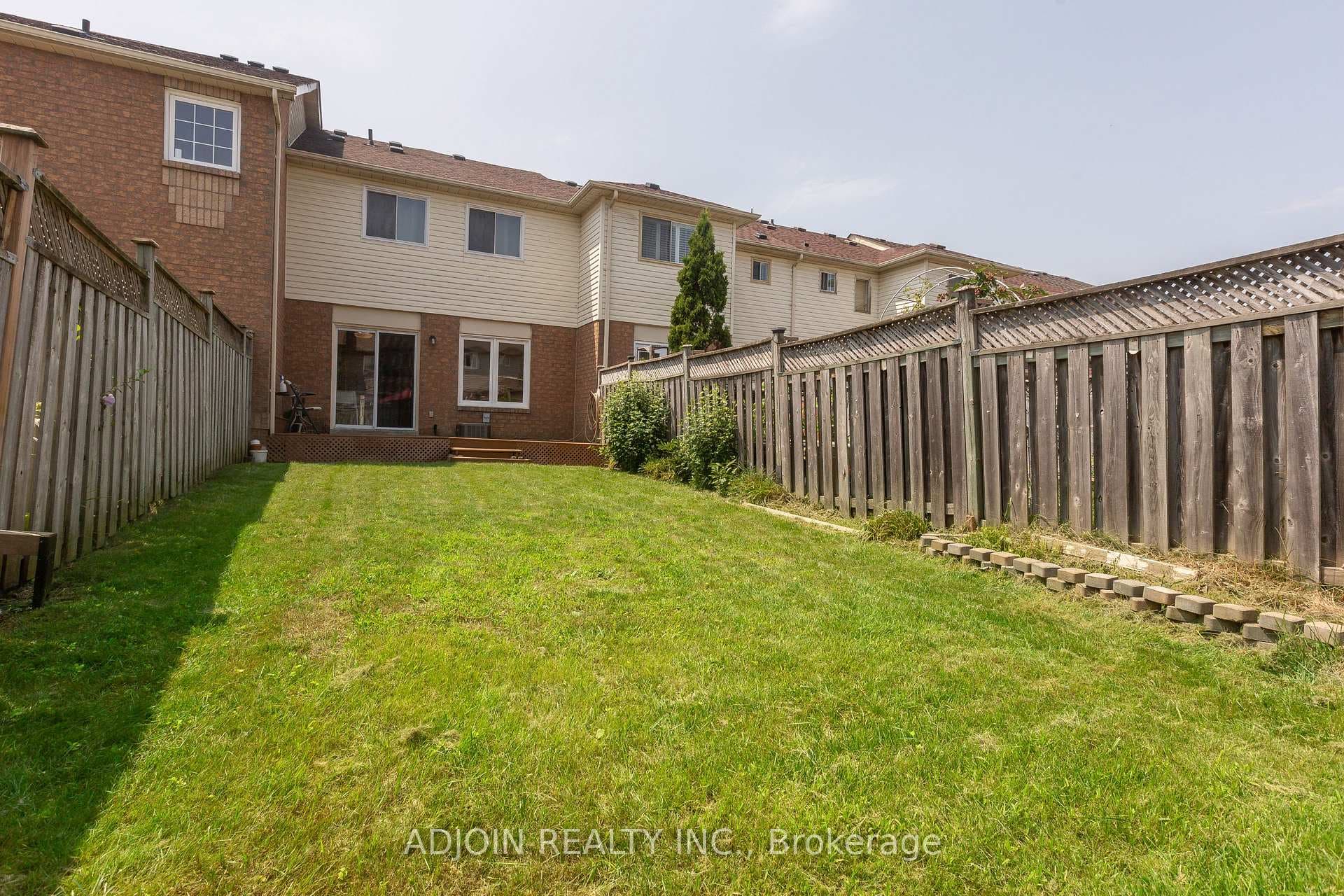 4 Lax Avenue photo 21