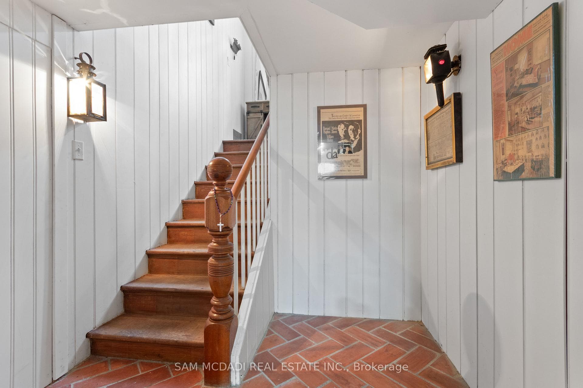 85 Yorkleigh Avenue photo 23