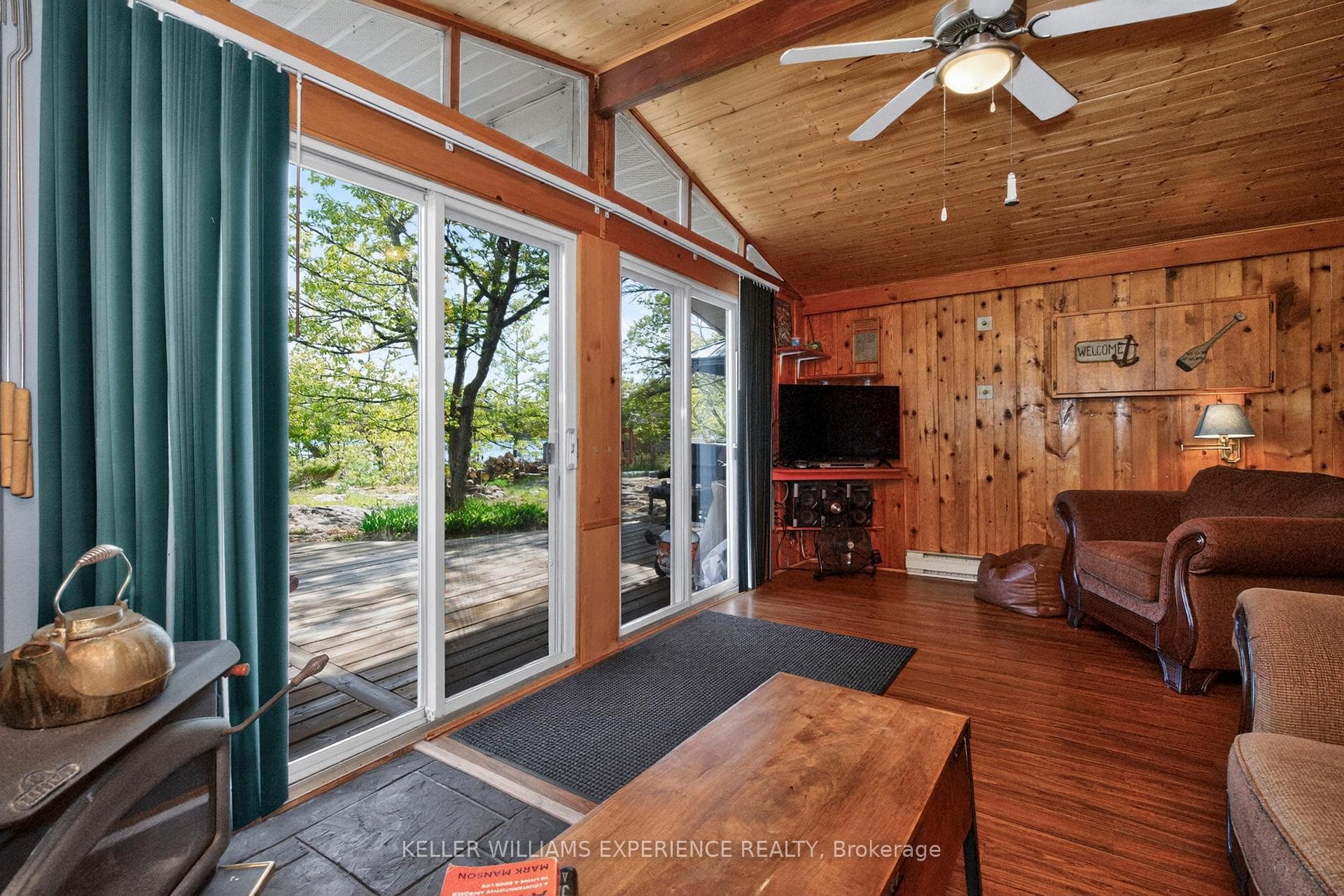 6932 ISLAND 1810 / BONE ISLAND N/A photo 15