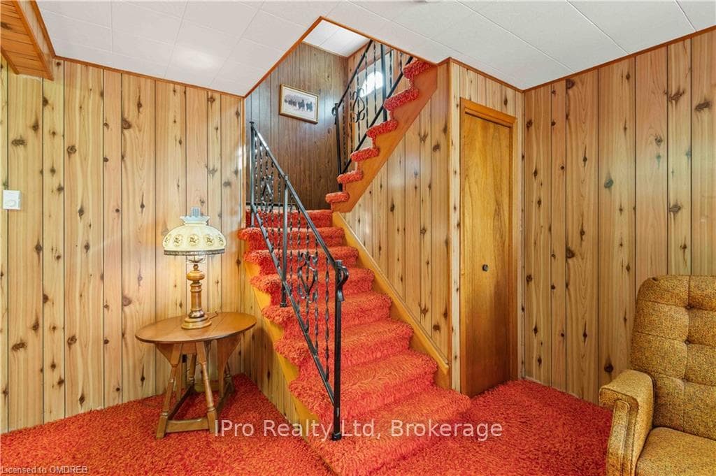 16 LEESON ST S Street photo 16