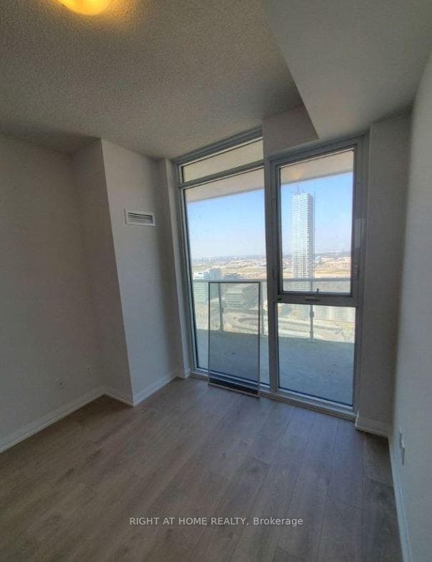 7895 Jane Street Unit 3512 photo 10