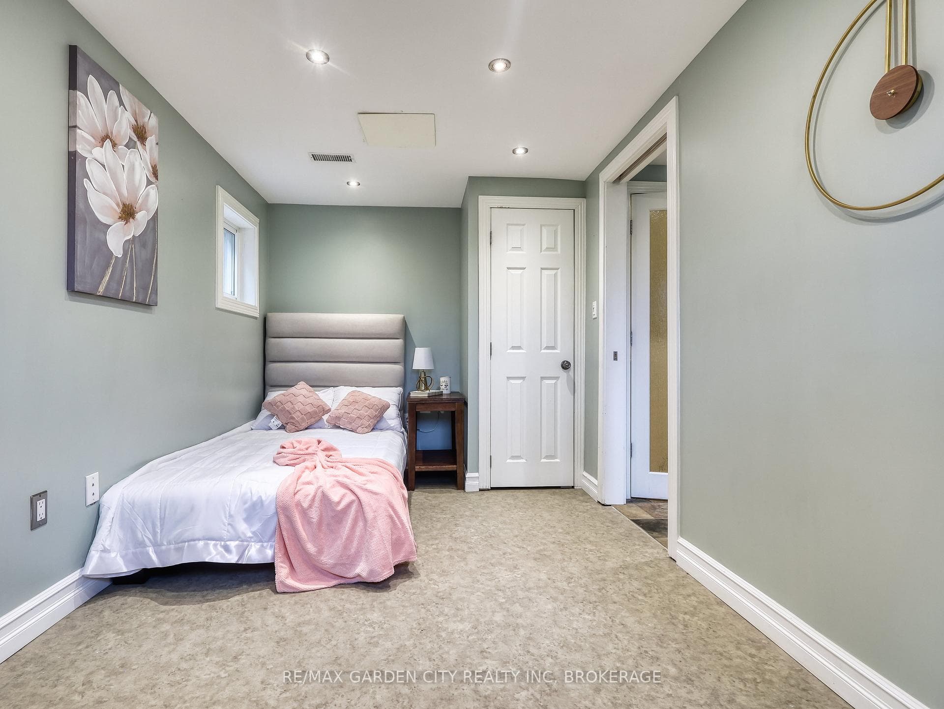 15 Black Friars Road photo 28