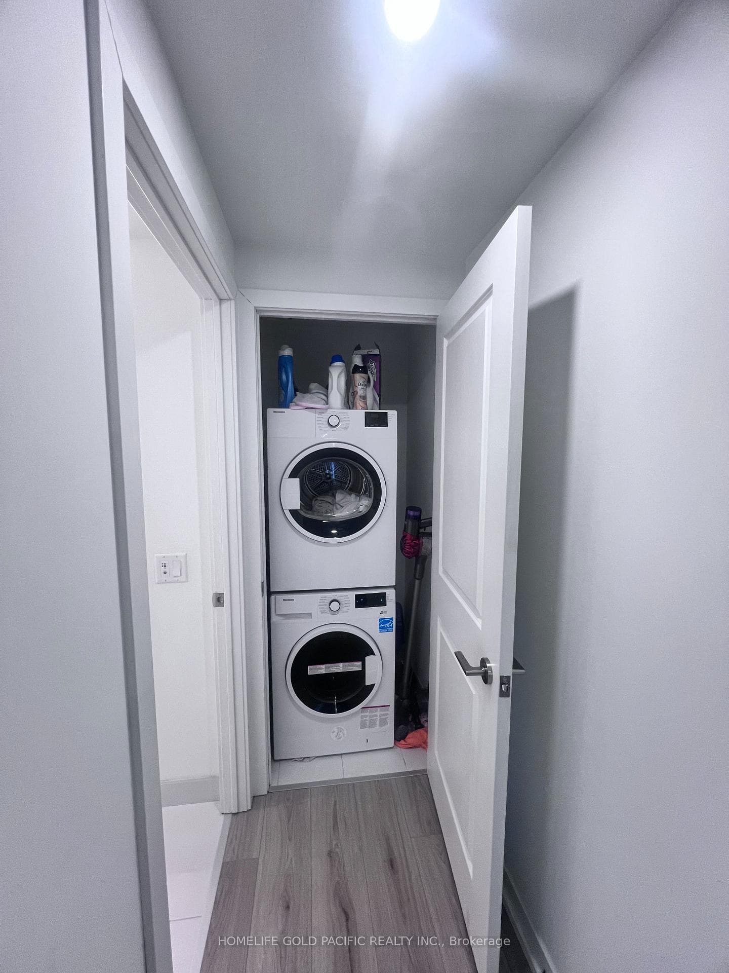 395 Bloor Street Unit 3805 photo 22