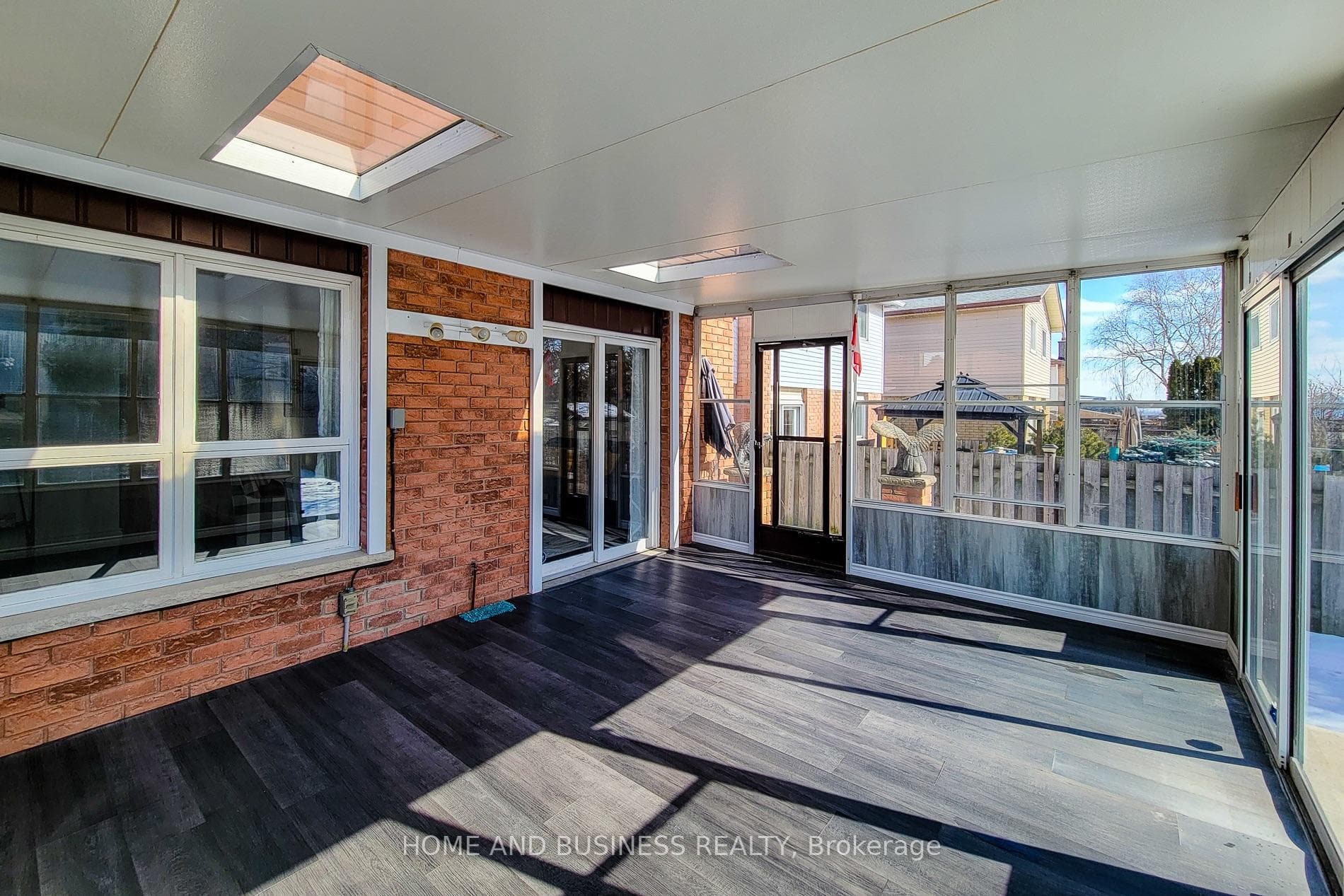 50 Everest Street photo 15