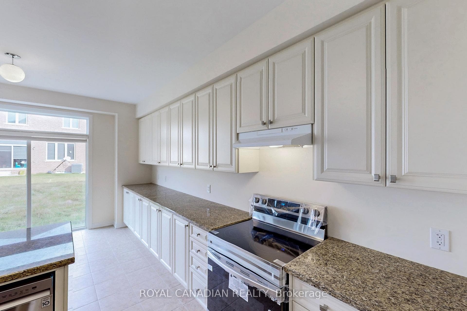 529 Red Elm Road photo 13
