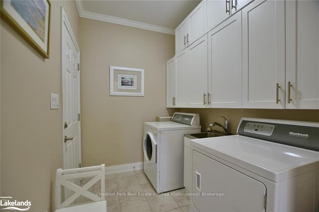 69 KARI Crescent photo 24