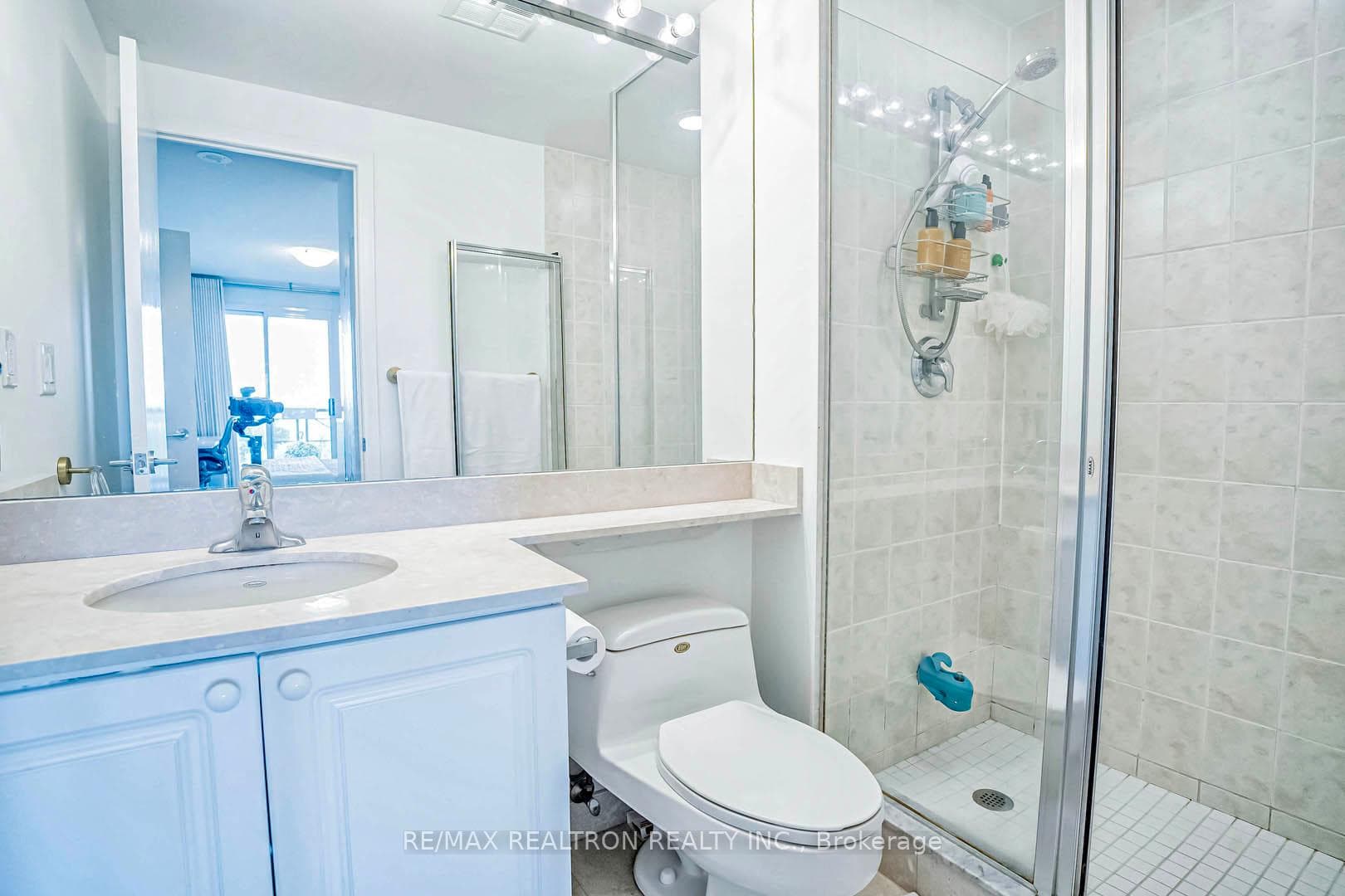 38 Fontenay Court Unit 506 photo 18