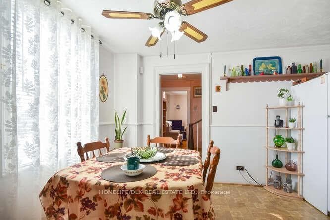 19 KEEFER Street photo 10