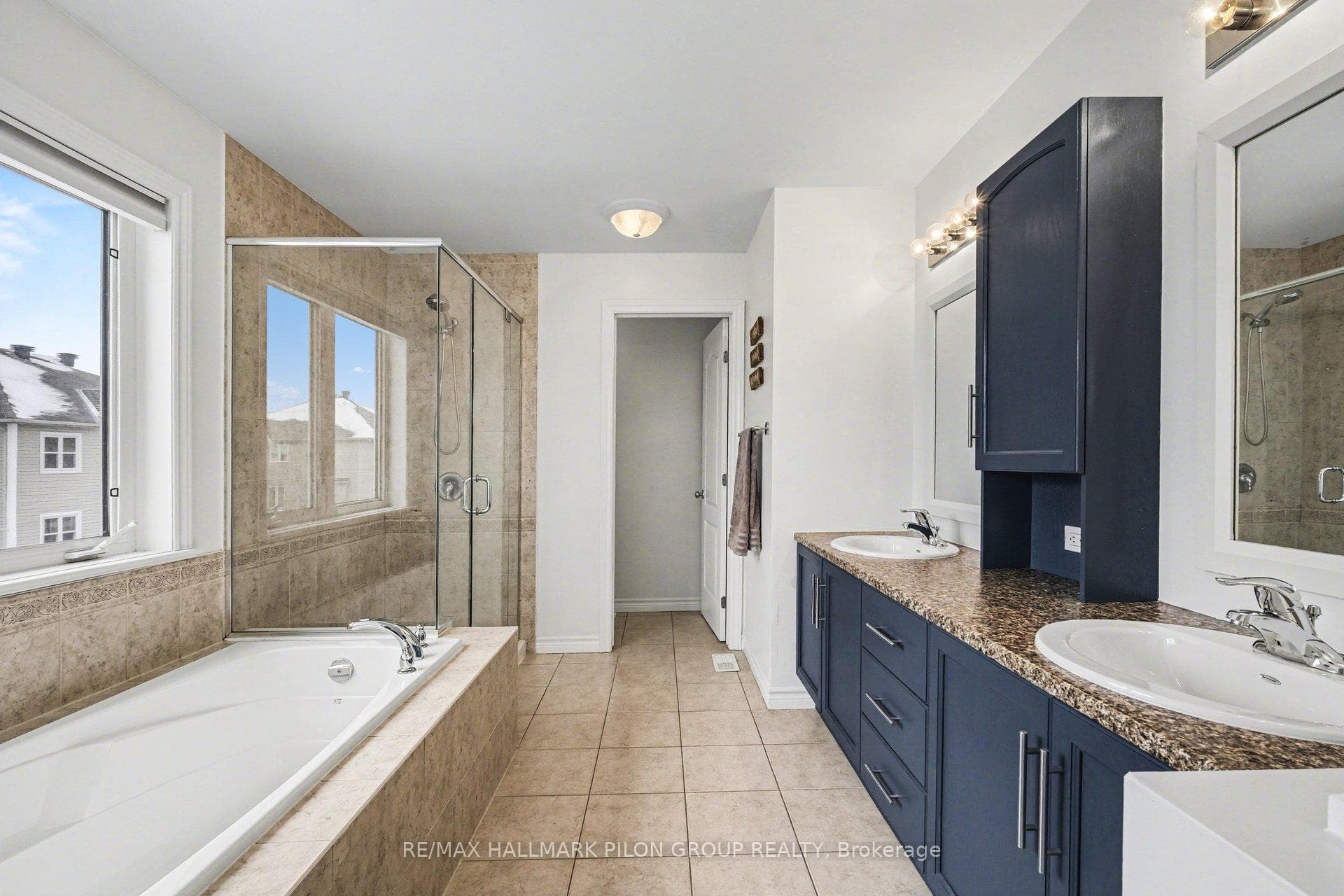 1878 Montmere Avenue photo 13