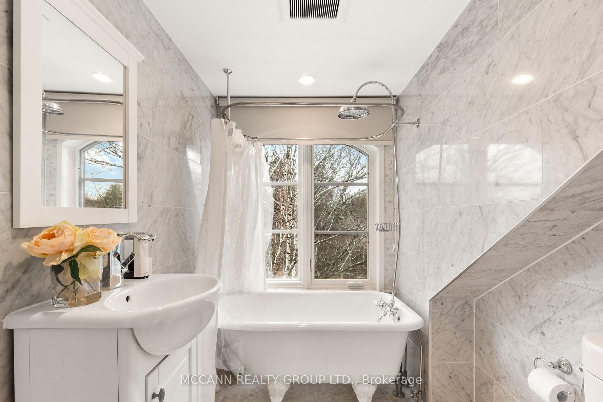 27 Strathgowan Crescent photo 36