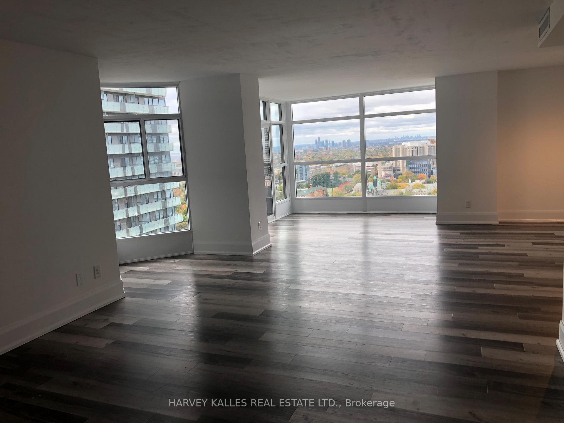 55 Charles Street Unit 2704 photo 3