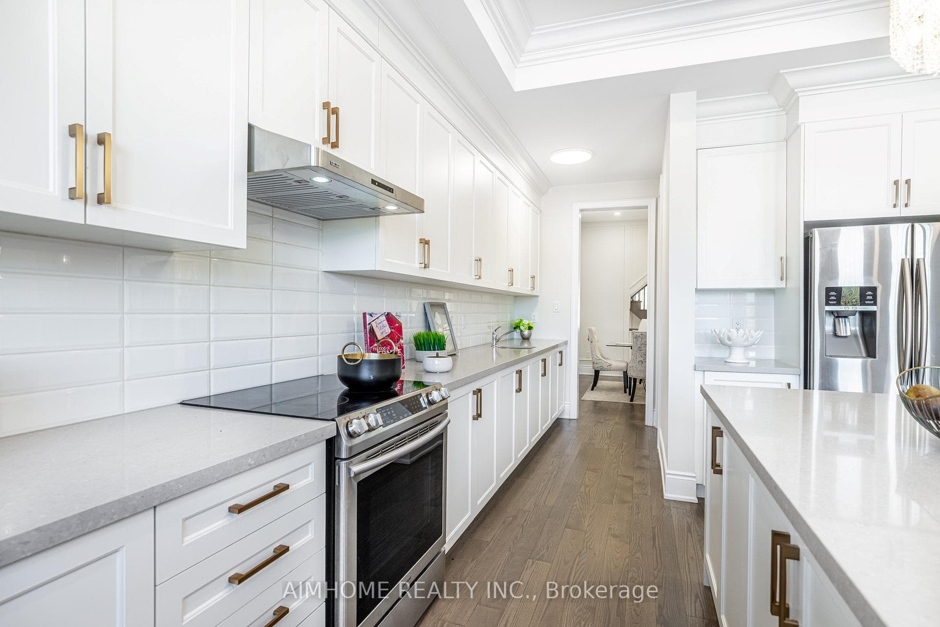 122 Scrivener Drive photo 14