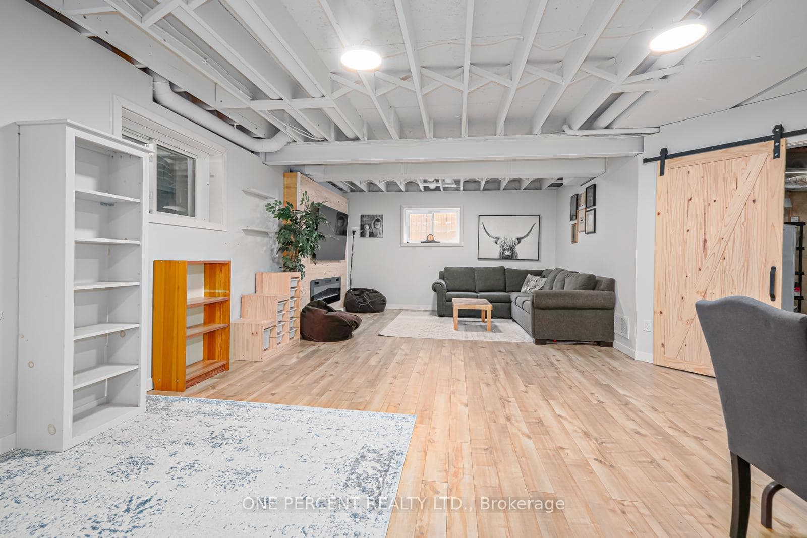 83 40th Street photo 28