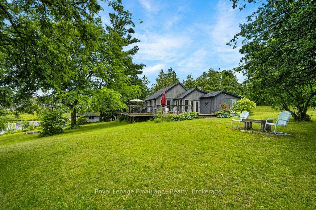 8477 Shearer Point Road photo 39