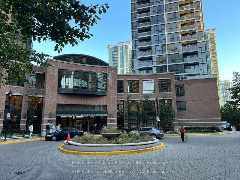 23 Sheppard Avenue Unit 808 photo 11