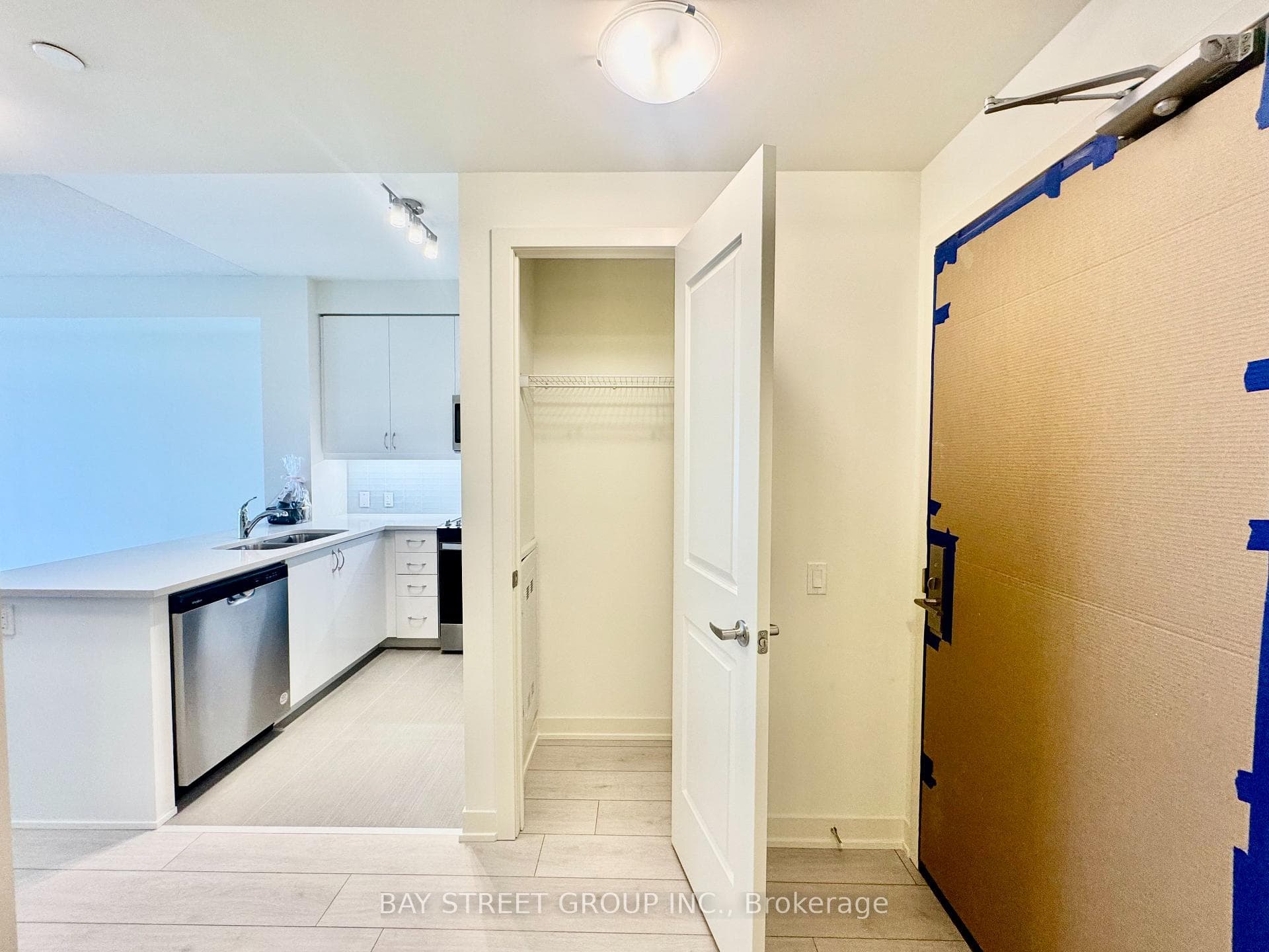4955 Yonge Street Unit 2803 photo 5