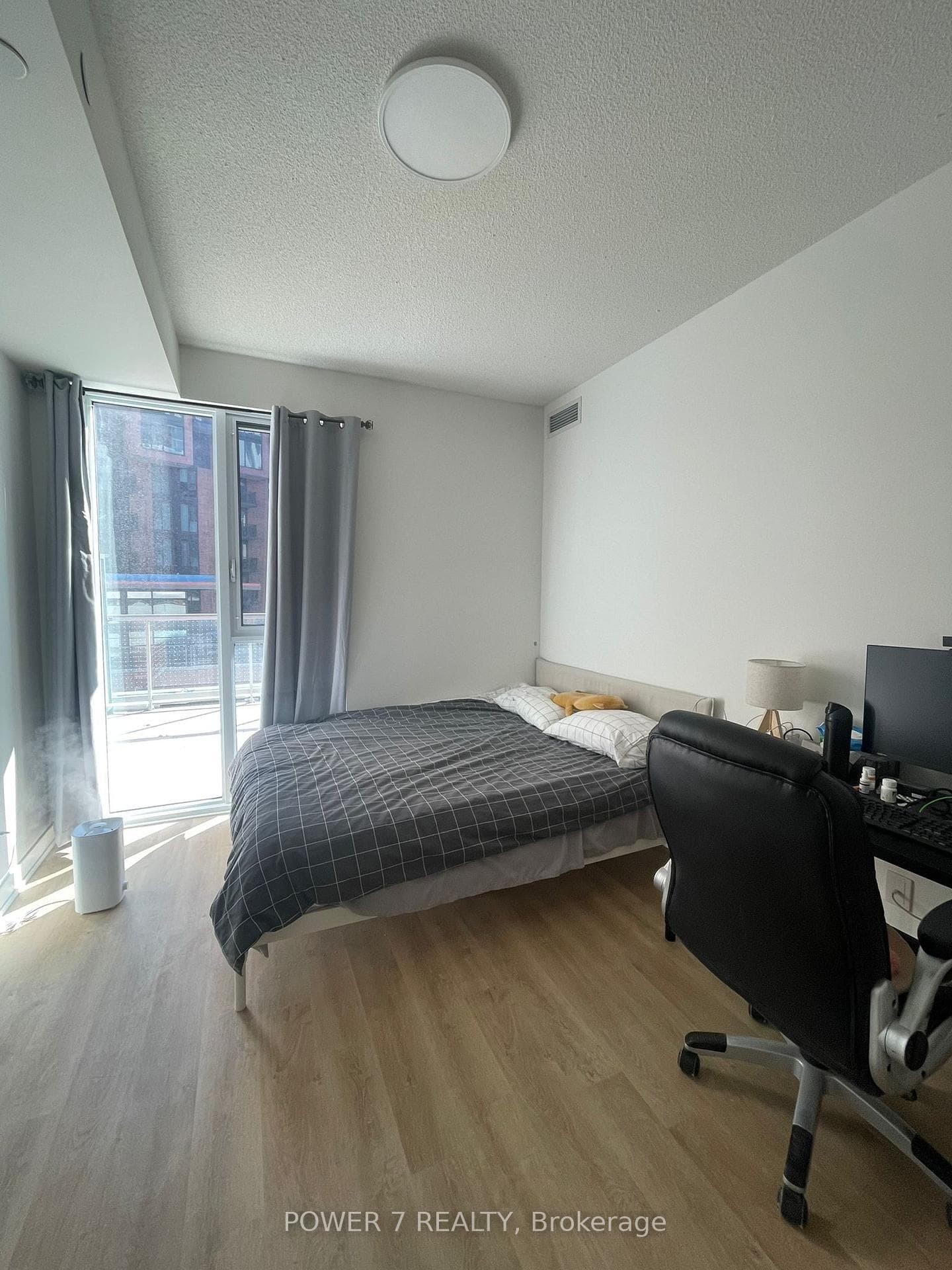 8119 Birchmount Road Unit A527 photo 4