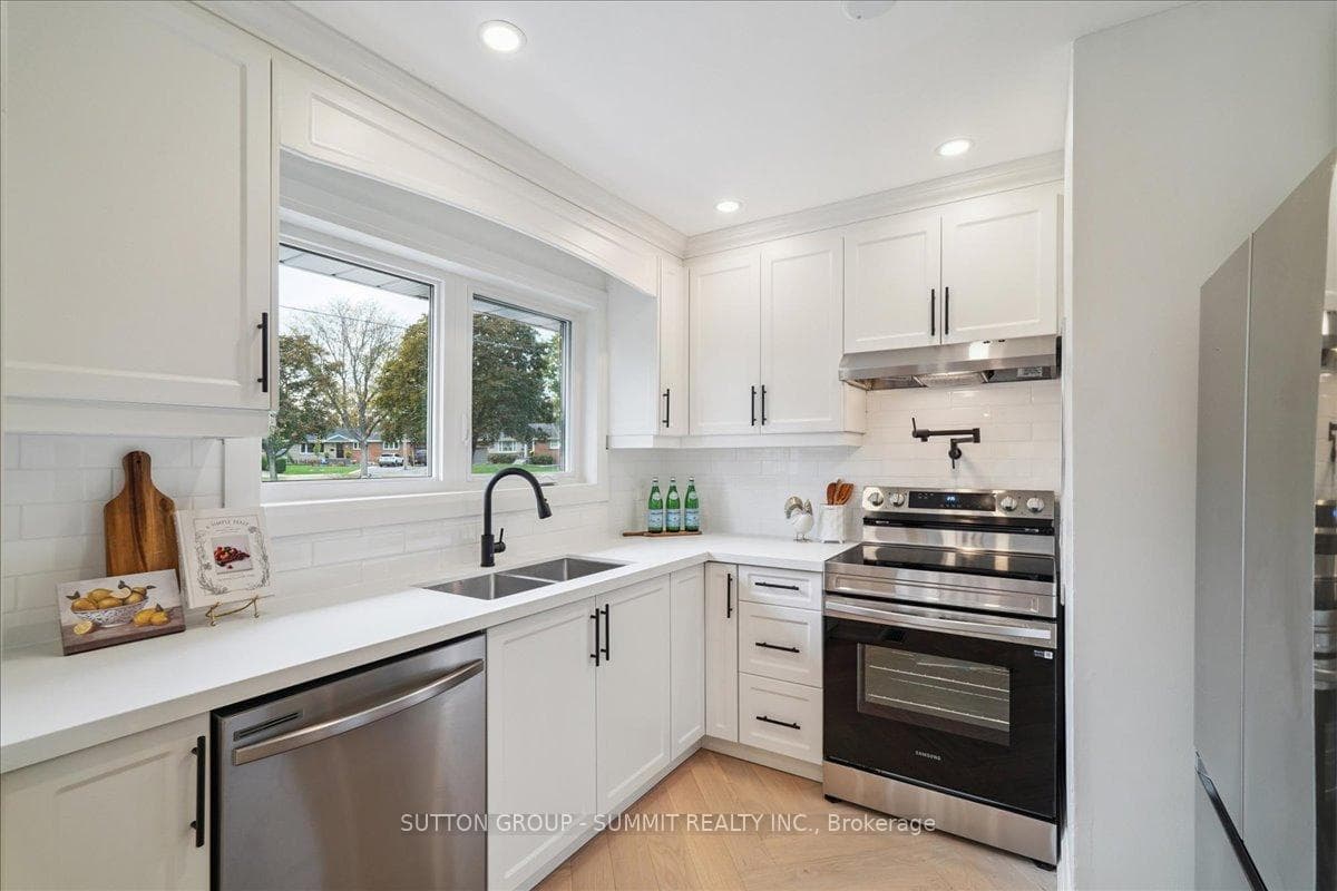 1391 Mountain Grove Avenue photo 6
