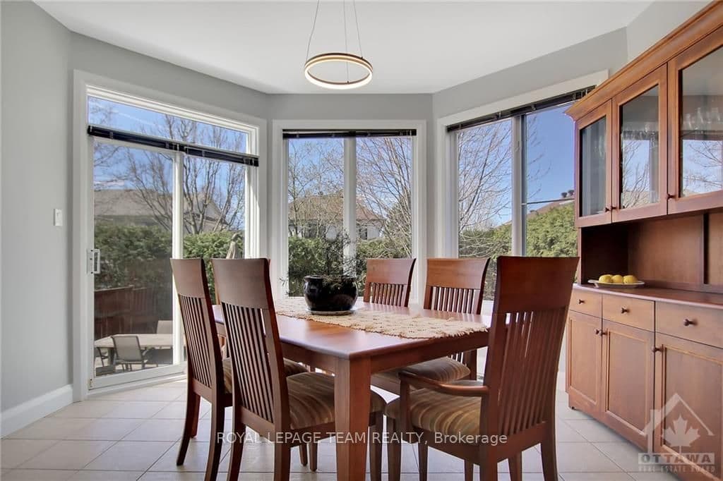 60 BIRCHFIELD Avenue photo 11