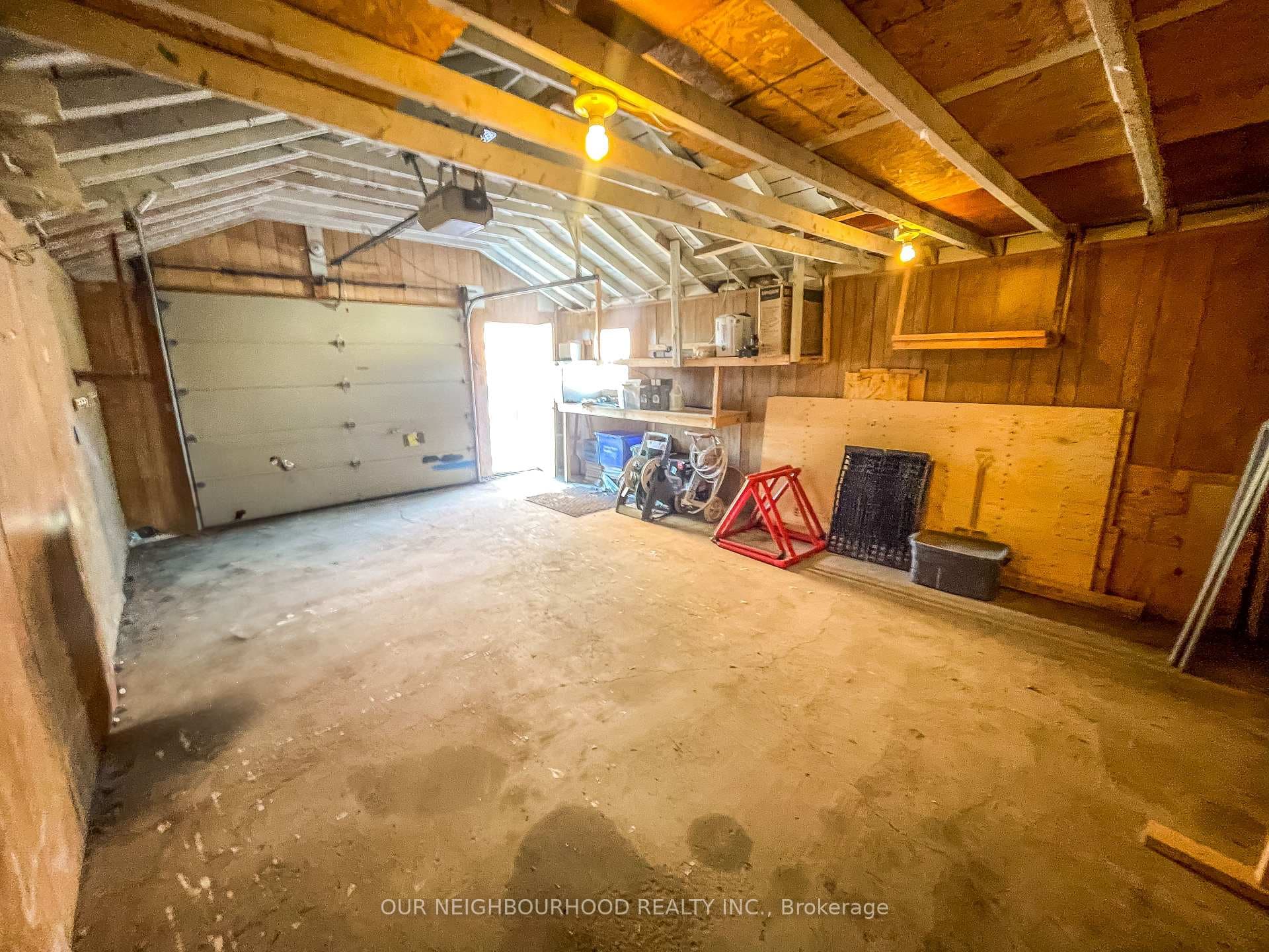 583 Shakespeare Avenue photo 29